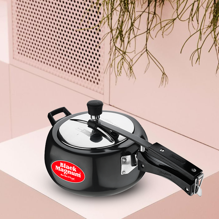Hard Anodized Handi Pressure Cooker With Stainless Steel Lid